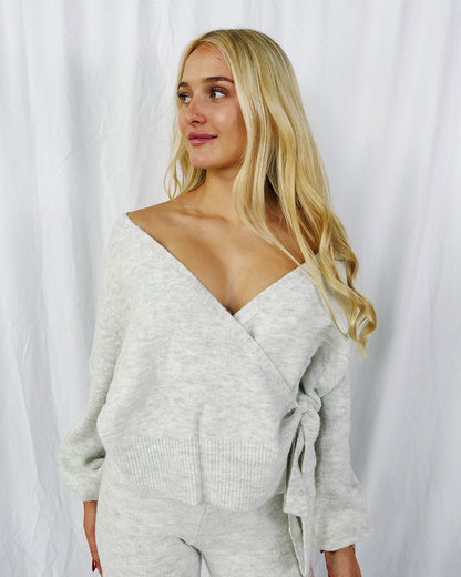 HARMONY WRAP TOP